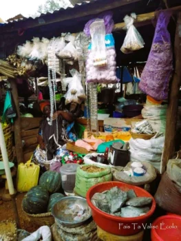 Marché à Masaka Ougnada